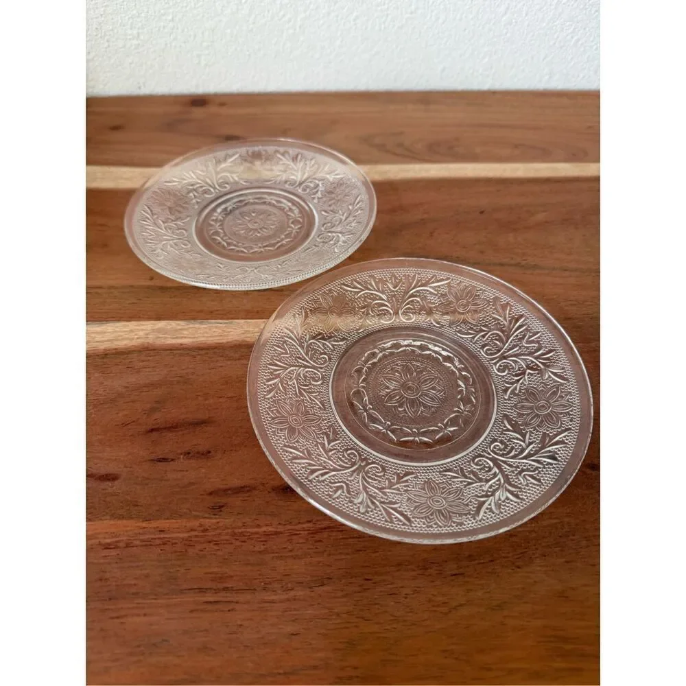 Floral clear glass vintage plates fish dessert set of 2 luncheon brunch Victoria